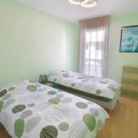 New T3 With Air Conditioning 2 Steps From The Lejlighed